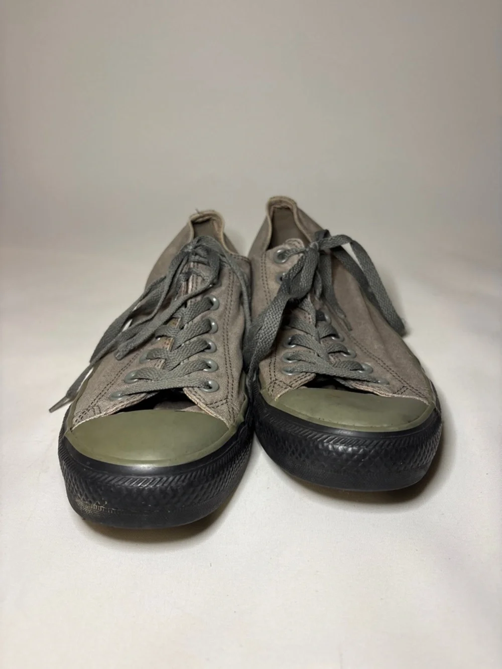 Converse All-Stars Olive Canvas Low-Top Sneakers for Men Size 9.5 - Picture 2 of 8